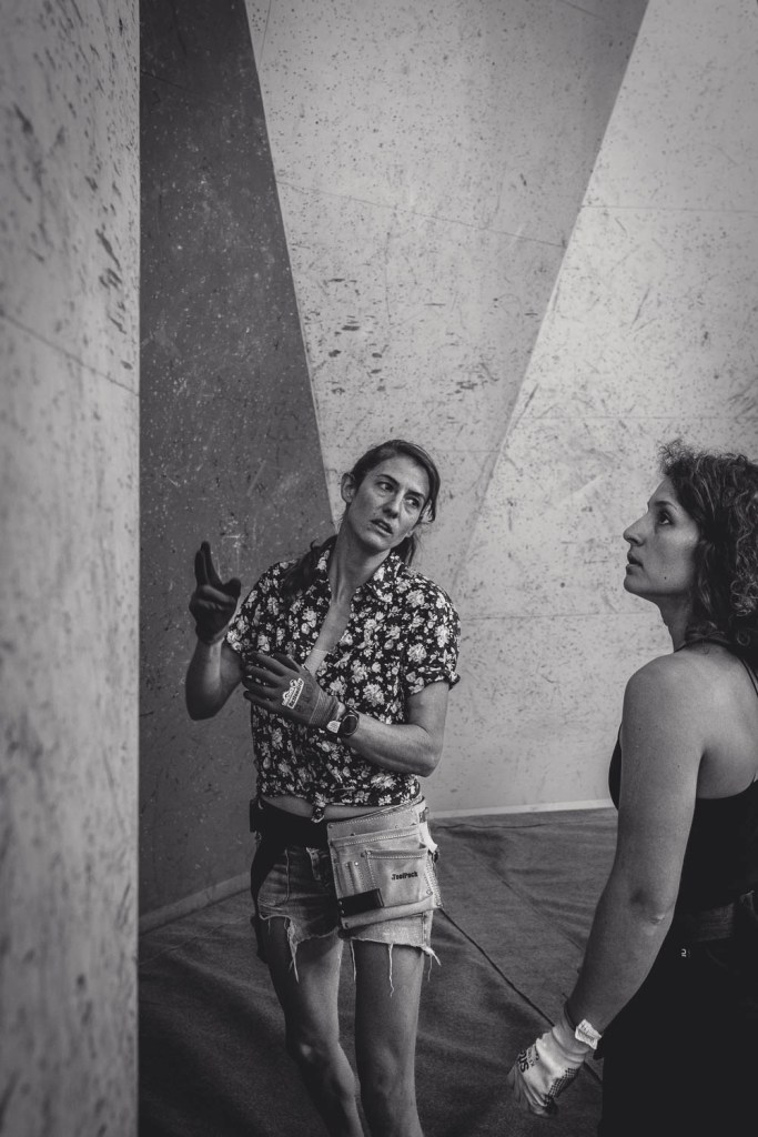 © Alexandra Janiak for Women's Bouldering Festival